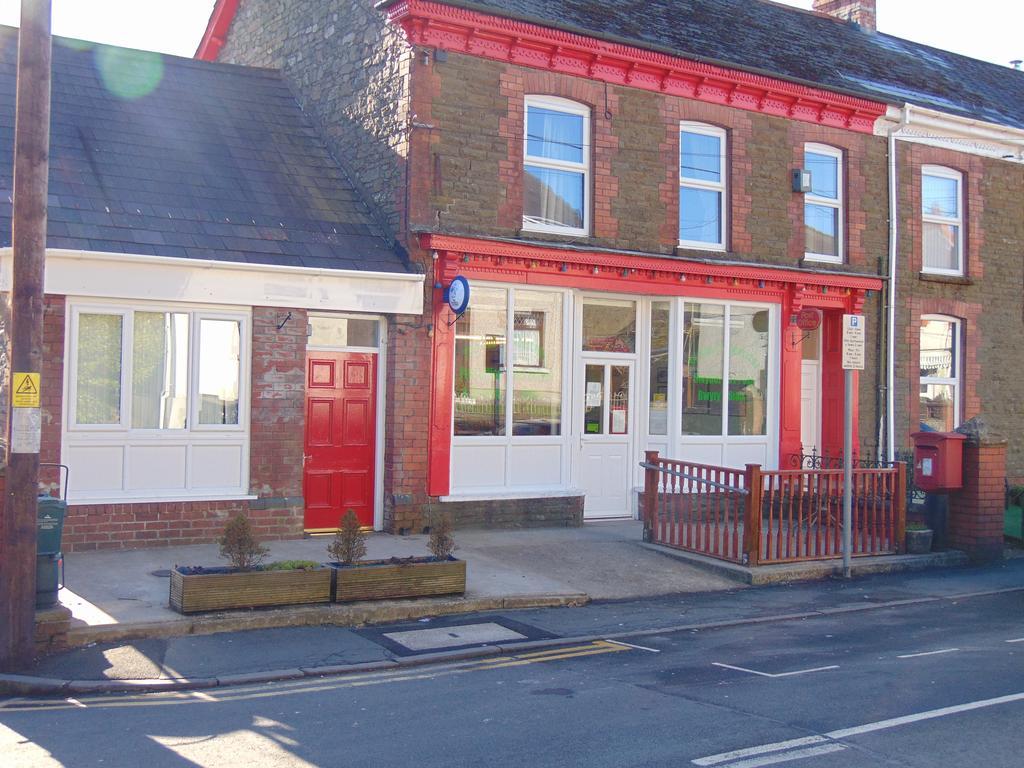 The Hub At Abercrave Bed & Breakfast Abercraf Exterior foto