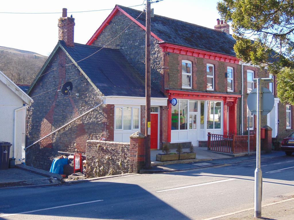The Hub At Abercrave Bed & Breakfast Abercraf Exterior foto